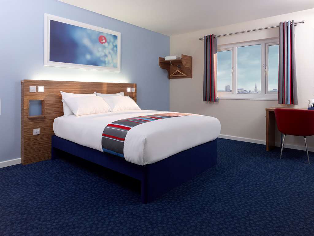 Travelodge Ilminster Δωμάτιο φωτογραφία