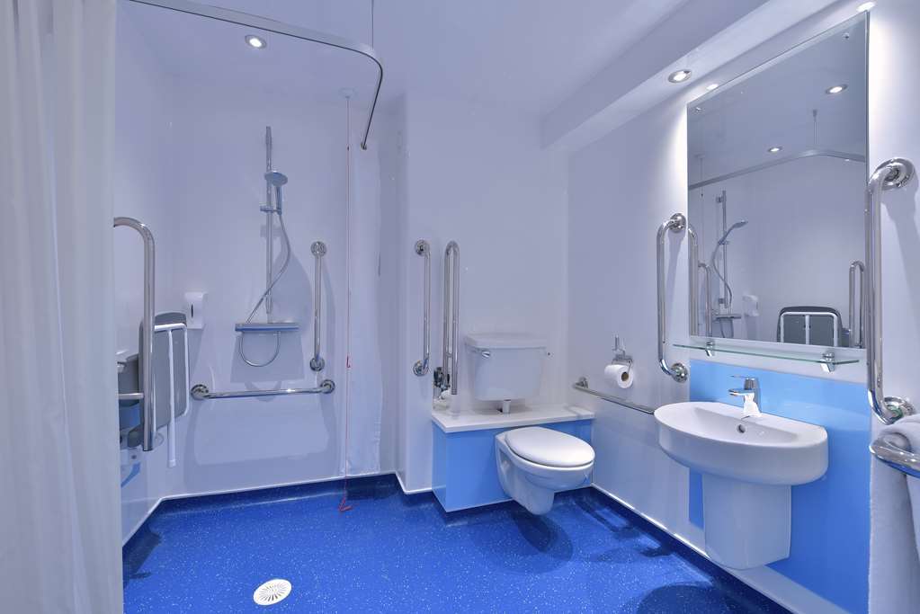 Travelodge Ilminster Δωμάτιο φωτογραφία